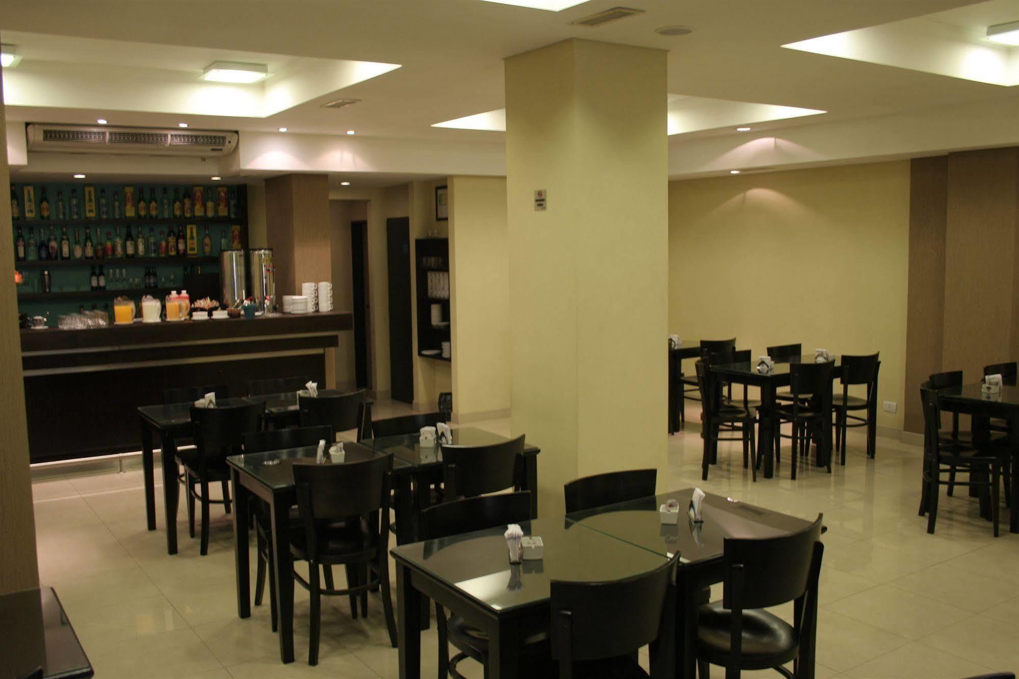 Viasui Hotel Buenos Aires Eksteriør billede